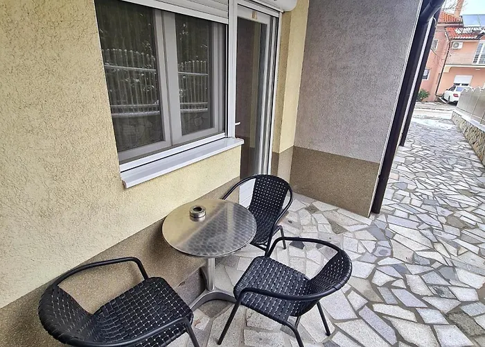 Aleksandra 2 4 Apartament *